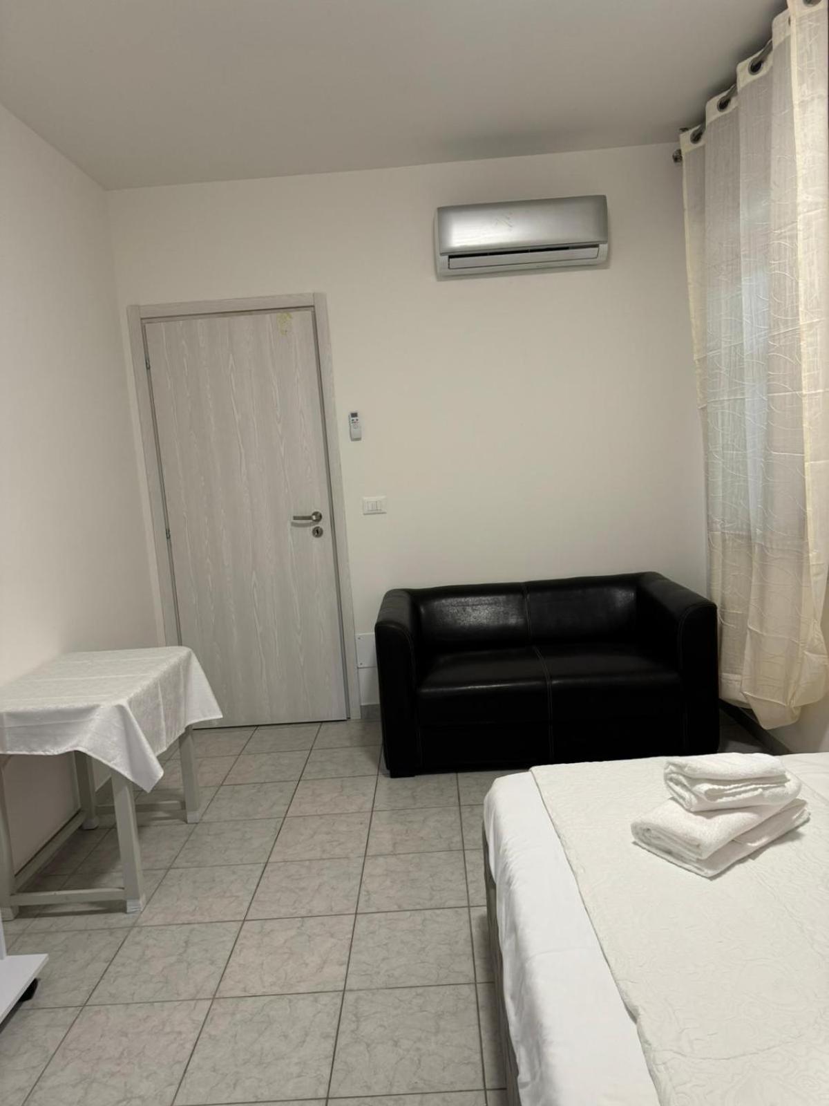 Apartments Mestre Bagian luar foto